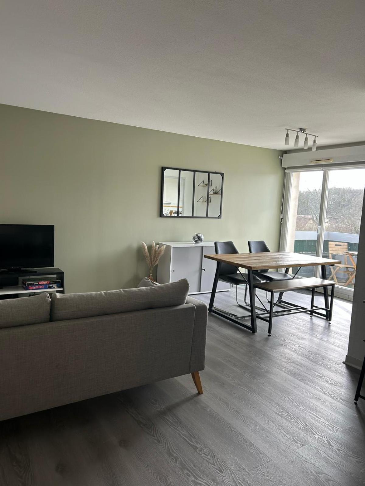 Appartement T3 Proche Circuit Du Mans Allonnes  エクステリア 写真