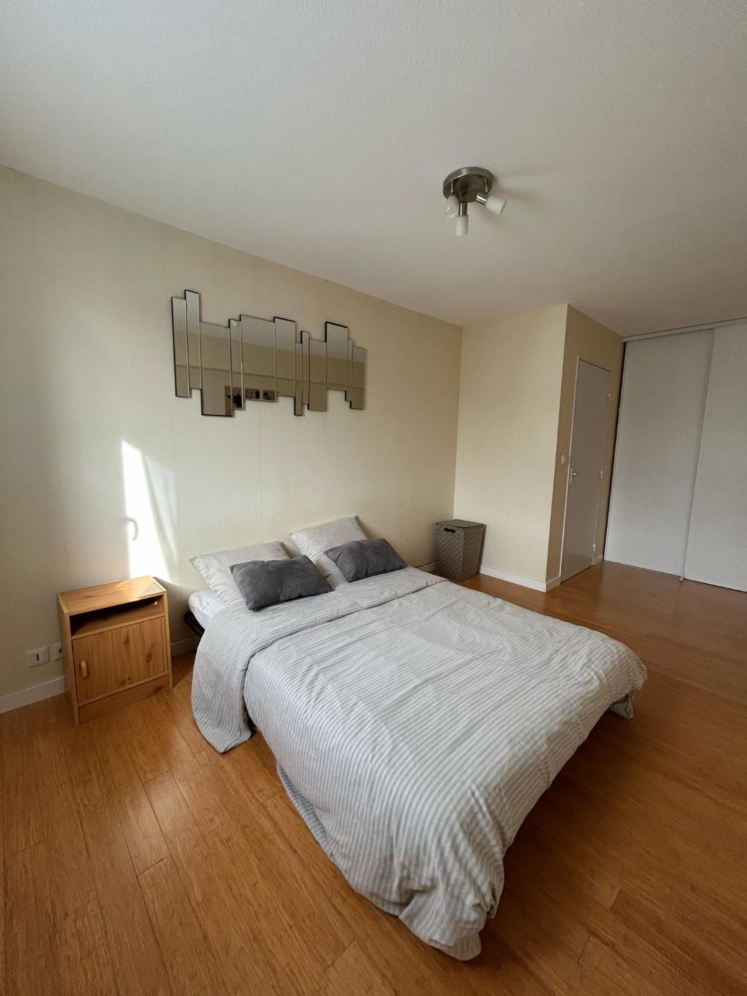 Appartement T3 Proche Circuit Du Mans Allonnes  エクステリア 写真